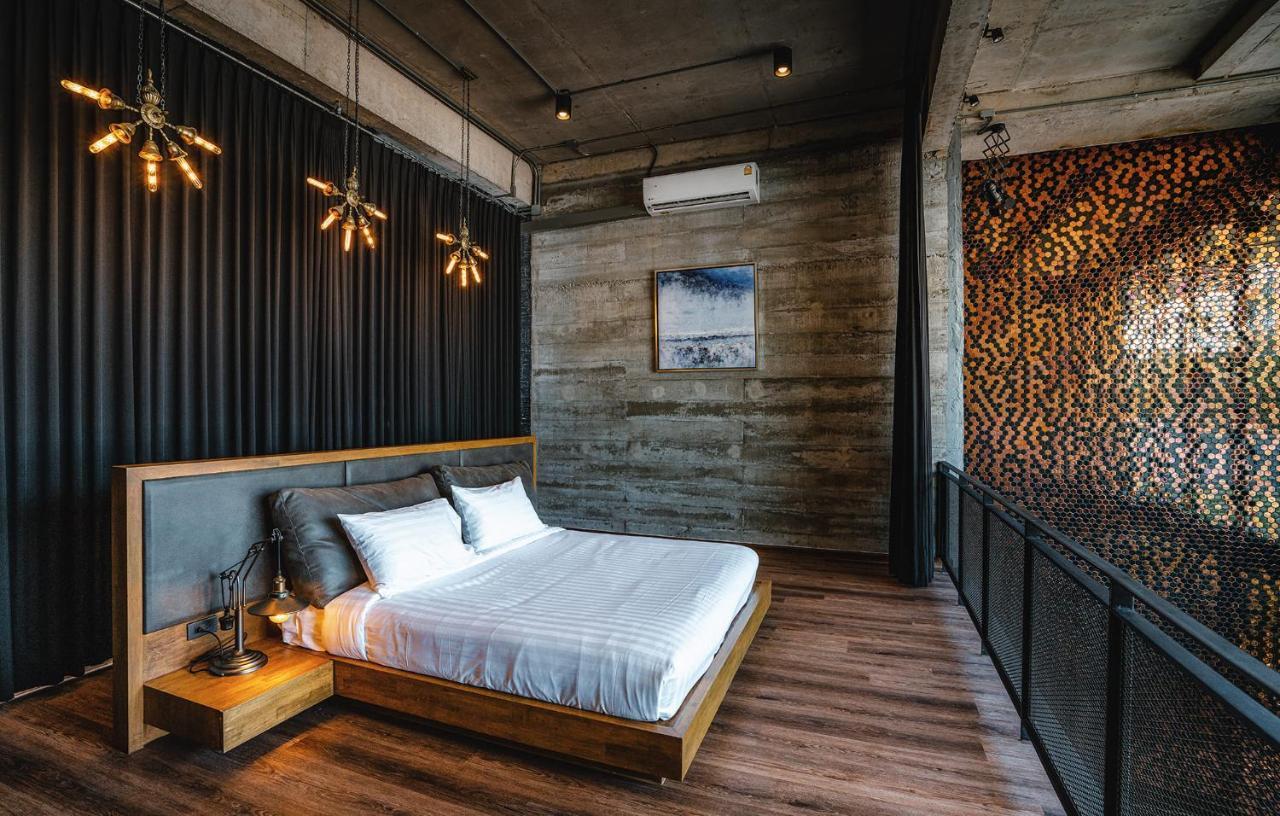 The Bloc @ Sea Hotel Thap Sakae Exterior photo